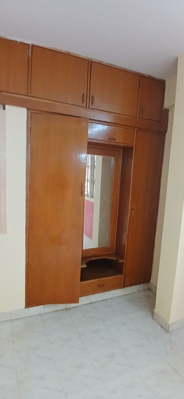 Furnished Amenities in 2 BHK Apartment at Rt Nagar – for Rent