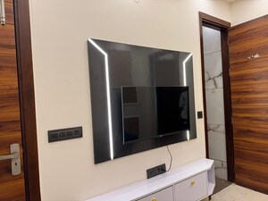 Furnished Amenities in 2 BHK Builder Floor at Subhash Nagar – for Sale