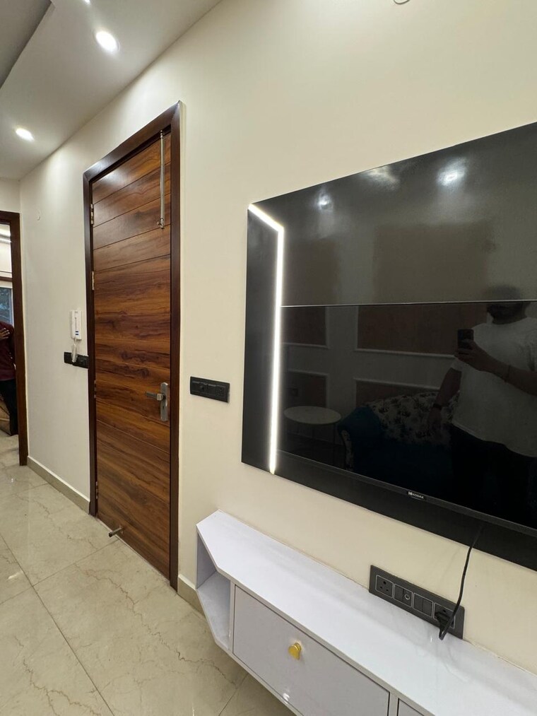 undefined, subhash nagar 2 Bedroom 900 Sq.Ft. Builder Floor In Subhash Nagar Delhi 8412388