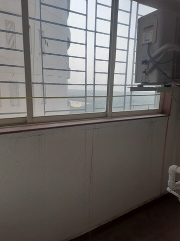 Room in 4 BHK Apartment at Sea Home, Nerul – for Sale