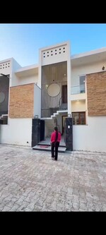3 BHK 100 Sq.Yd. Independent House in Sunny Enclave 123sec...