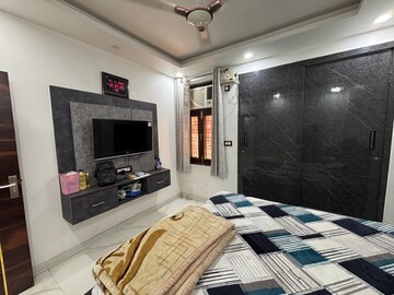 Bedroom in 3 BHK Apartment at Rajouri Garden – for Rent