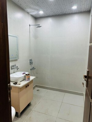 Bathroom in 4 BHK Builder Floor at Indrapuram – for Sale