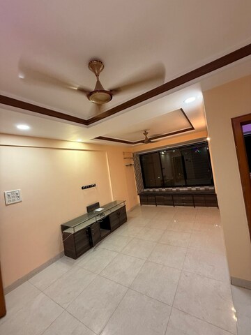 Master Bedroom in 3 BHK Apartment at Vasant Smruti Apartment, Kandivali East – for Rent