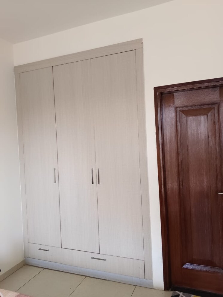 Room, sushma-crescent 3.5 Bedroom 1860 Sq.Ft. Apartment In Dhakoli Zirakpur 8412621