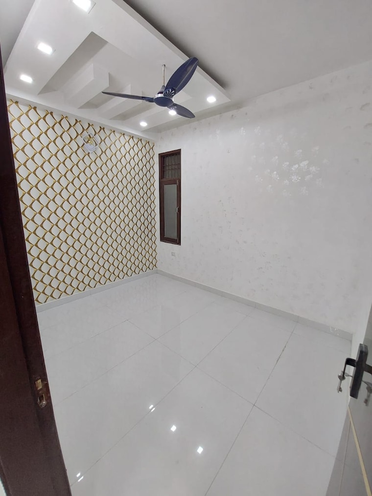 Room, ambika-apartments-vaishali 6 Bedroom 1800 Sq.Ft. Independent House In Sector 1 Vaishali Ghaziabad 8412699