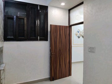Room in 2 BHK Builder Floor at Indrapuram – for Sale