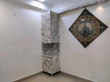 Room in 2 BHK Builder Floor at Indrapuram – for Sale