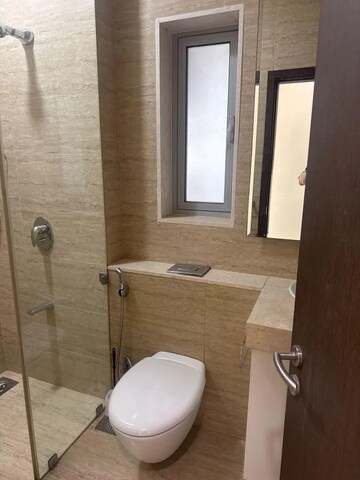 Bathroom in 6 BHK Apartment at Oberoi Exquisite Goregaon, Goregaon East – for Sale