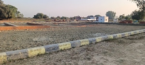  Plot – Exterior View View at Jankipuram Extension - for Sale
