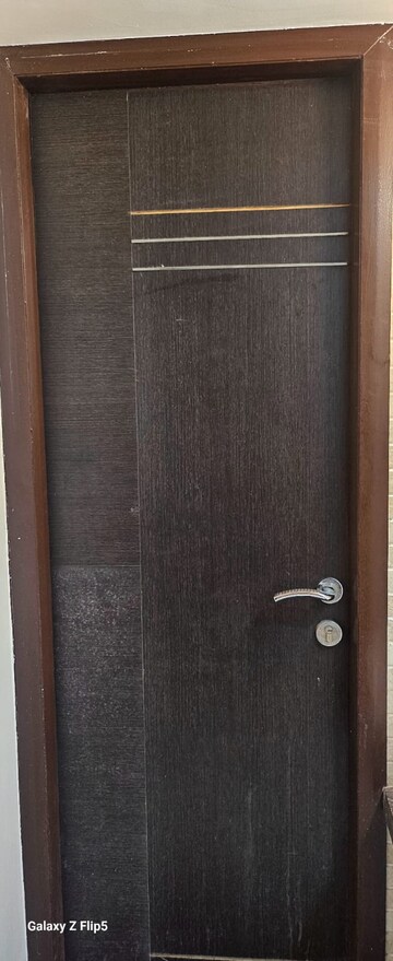 Furnished Amenities in 3 BHK Apartment at Kalpataru Parkcity, Kolshet Road – for Sale