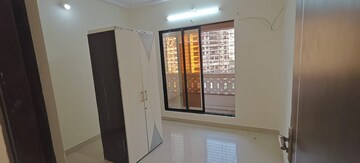 Room in 3 BHK Apartment at Seawoods – for Rent
