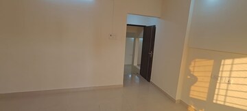 Room in 3 BHK Apartment at Seawoods – for Rent