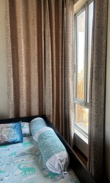 Bedroom in 4 BHK Apartment at Janakpuri – for Rent