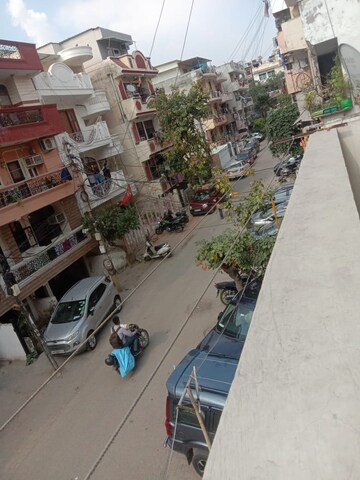  2 BHK Apartment at Janakpuri – for Rent