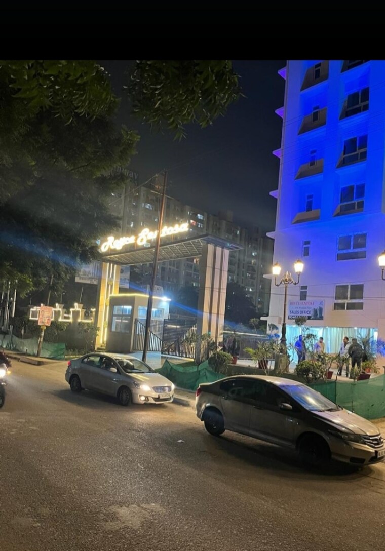  Parking, royce-sentosa-parc 2 Bedroom 1080 Sq.Ft. Apartment In Raj Nagar Extension Ghaziabad 8412943