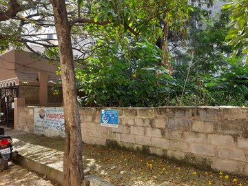 Plot Area in  Plot at Hbr Layout – for Sale