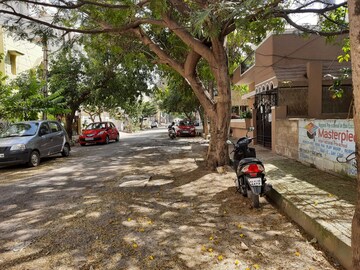Plot Area in  Plot at Hbr Layout – for Sale