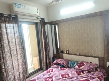 Bedroom in 1 BHK Apartment at Dilshad Garden – for Sale
