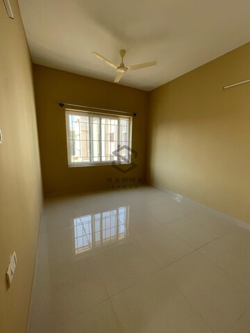 Room in 2 BHK Builder Floor at Hsr Layout – for Rent