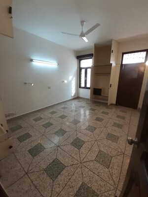 Bathroom in 6 BHK Independent House at New Friends Colony – for Sale
