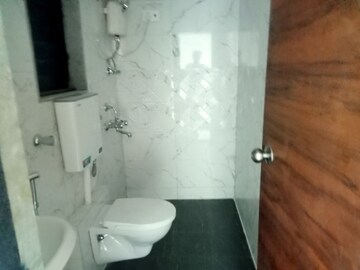 Bathroom in 1 BHK Apartment at Shree Ostwal Horizon, Mira Road – for Rent