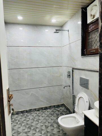 Bathroom in 3 BHK Builder Floor at Indrapuram – for Sale