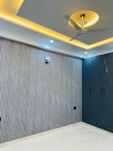 Furnished Amenities in 3 BHK Builder Floor at Indrapuram – for Sale
