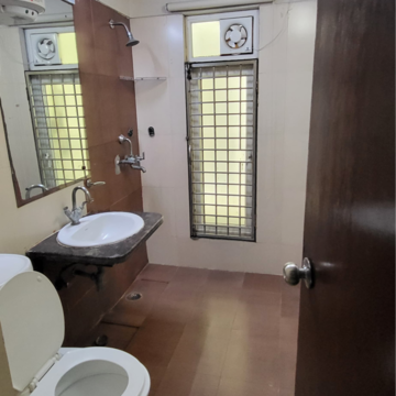 Bathroom in 2 BHK Apartment at Mahagun Moderne, Sector 78 – for Rent