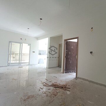 Room in 2 BHK Builder Floor at Hsr Layout – for Rent