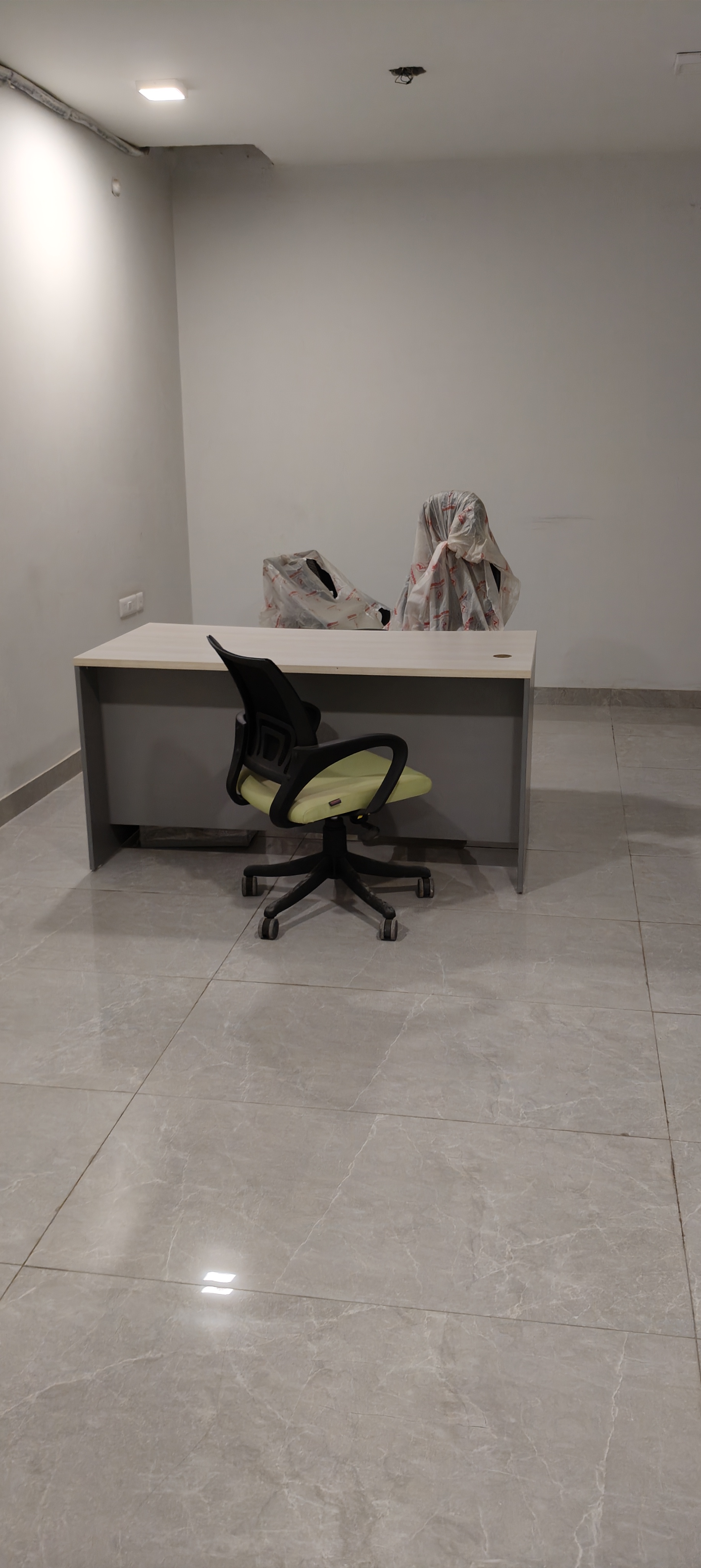 2.5 BHK + Servant Room Apartment For Sale in M3M Soulitude