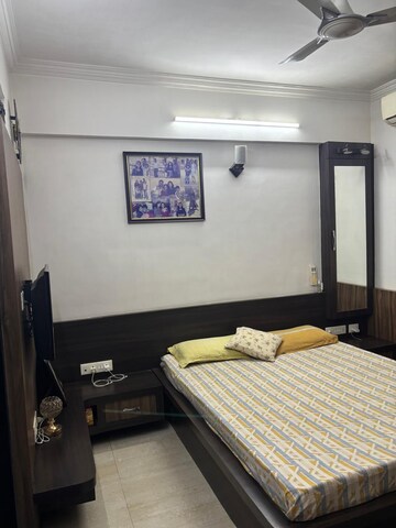 Bedroom in 2 BHK Apartment at Kopar Khairane – for Rent