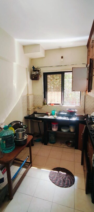 Master Bedroom in 1 BHK Apartment at Sahyadri Apartment Malad, Malad East – for Rent