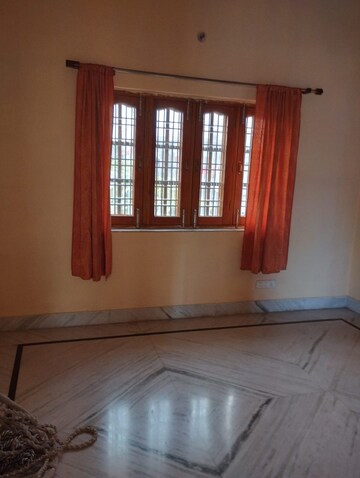 Room in 2 BHK Villa at Indraprastha – for Rent