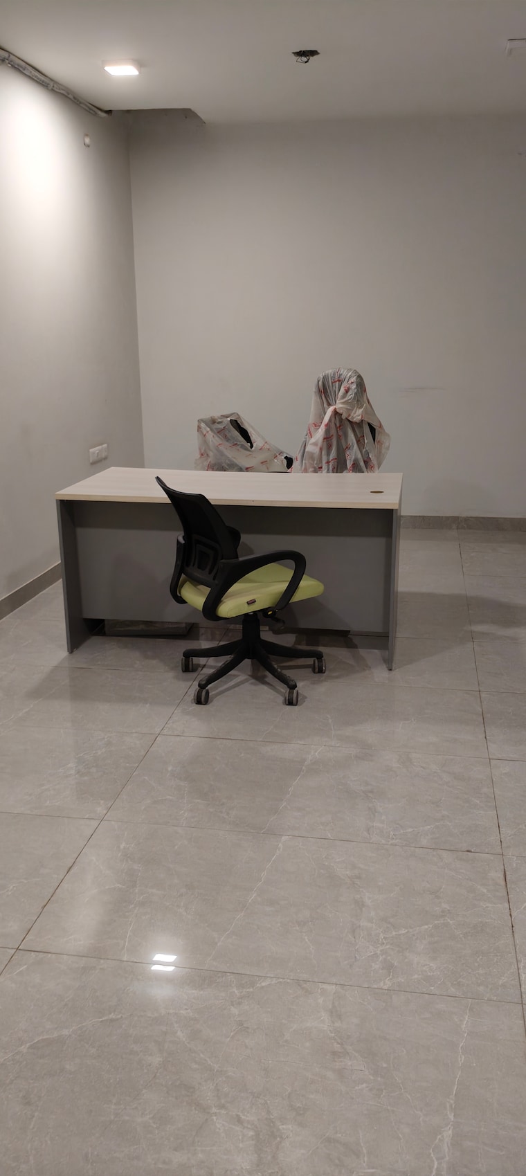 Master Bedroom, smart-world-gems 2.5 Bedroom 1196 Sq.Ft. Builder Floor In Sector 89 Gurgaon 8413172