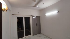 Room in 4 BHK Apartment at Ace Divino, Sector 1 Greater Noida – for Sale