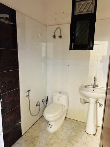 Bathroom in 3 BHK Builder Floor at Indrapuram – for Sale