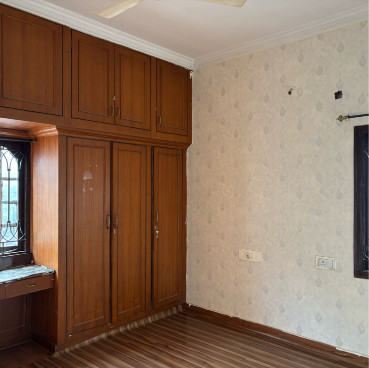 Room, jubilee hills 5 Bedroom 6500 Sq.Ft. Independent House In Jubilee Hills Hyderabad 8413470