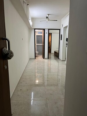 1 BHK Apartment For Sale in Lodha Amara, Kolshet Road