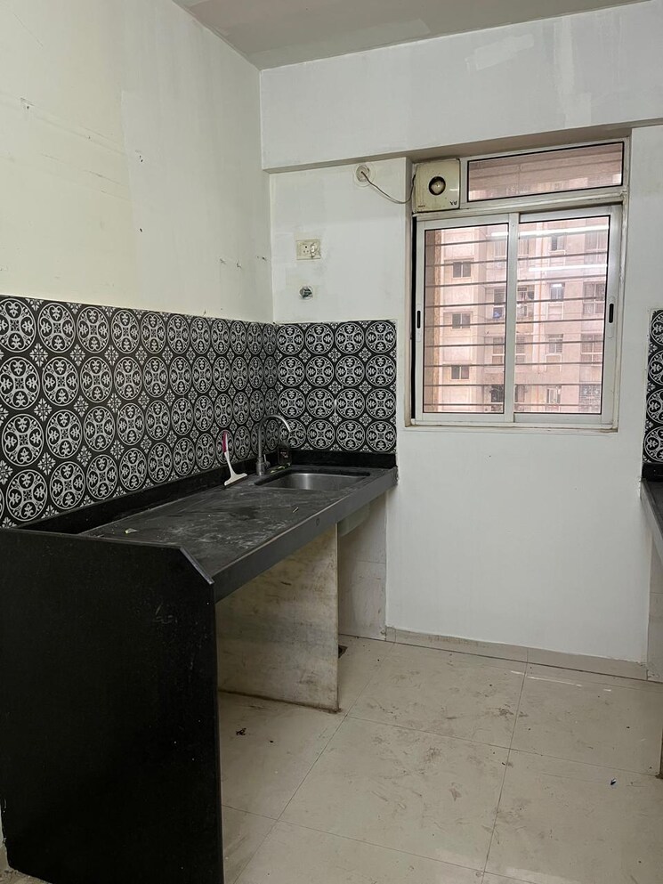 Kitchen, lodha-amara 1 Bedroom 453 Sq.Ft. Apartment In Kolshet Road Thane 8413483
