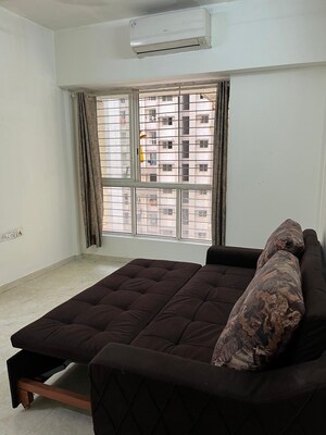 Bedroom in 1 BHK Apartment at Lodha Amara, Kolshet Road – for Sale