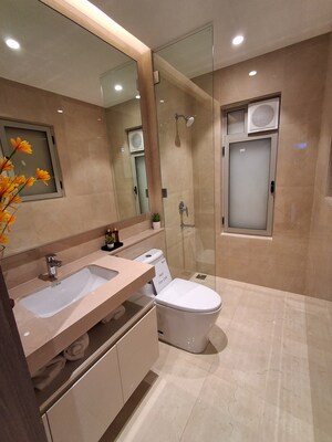 Master Bedroom in 2 BHK Apartment at Hiranandani Fortune City, New Panvel – for Sale