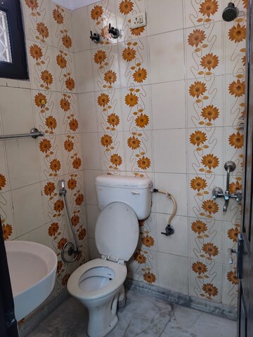 Bathroom in 2 BHK Builder Floor at Shakti Khand – for Rent
