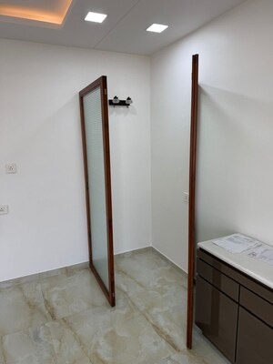 Room in 2 BHK Apartment at Andheri East – for Sale