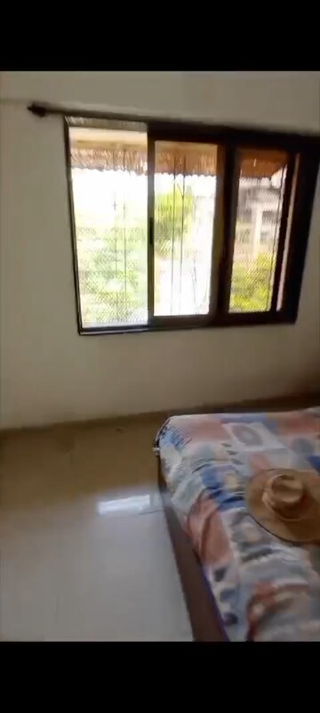 Room in 2 BHK Apartment at AG Park, Santacruz East – for Rent