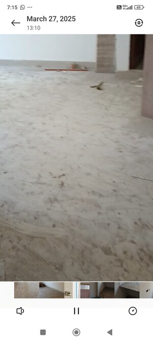 Room in 3 BHK Builder Floor at Shibpur – for Sale