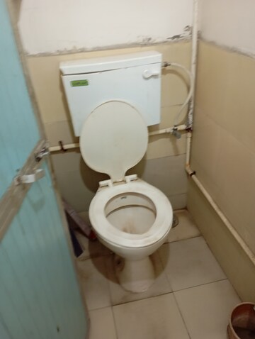 Bathroom in 1 BHK Apartment at Vaibhav Apartment Andheri, Andheri East – for Rent