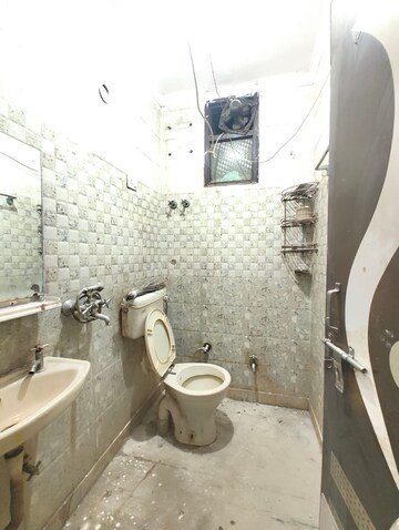 Bathroom in 1 BHK Builder Floor at Govindpuri – for Rent