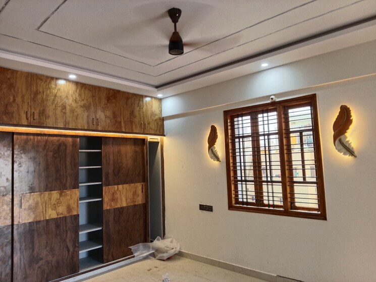 Room, suvilas-royal-gardenia 4 Bedroom 3500 Sq.Ft. Independent House In Abbigere Bangalore 8413767