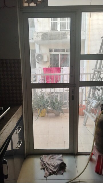 Plot Area in 2 BHK Apartment at Shapoorji Pallonji Joyville Phase 2, Sector 102 – for Rent